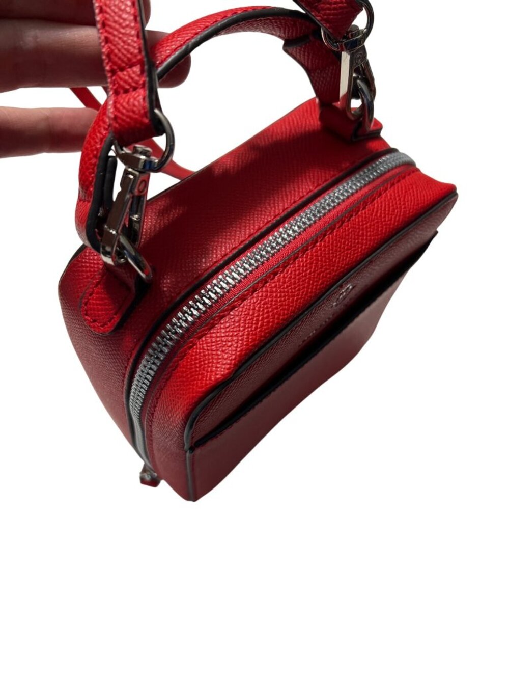 Nannette Lepore Red Crossbody Bag - Picture 3 of 8